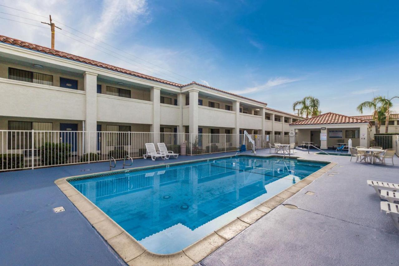 Motel 6 Hemet Dış mekan fotoğraf