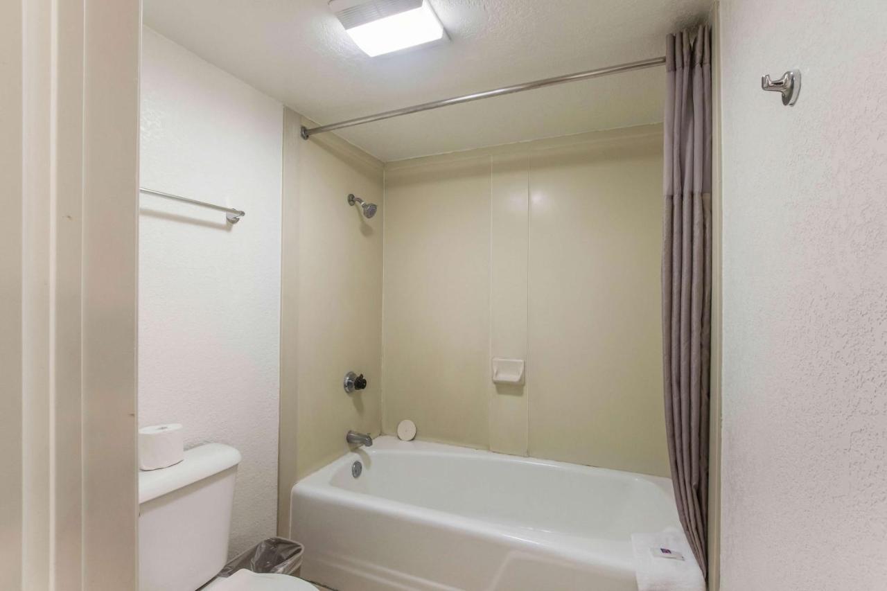 Motel 6 Hemet Dış mekan fotoğraf