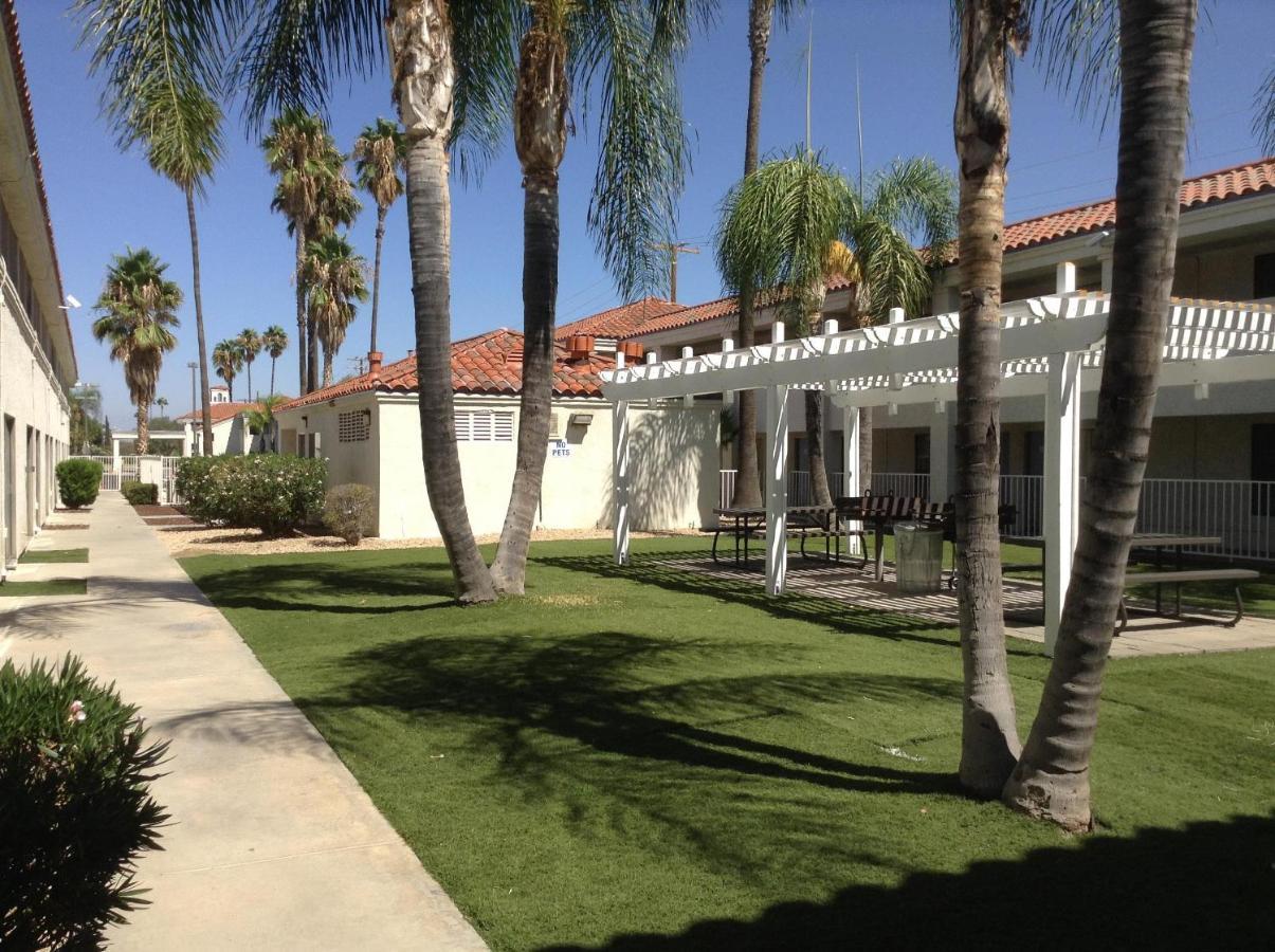 Motel 6 Hemet Dış mekan fotoğraf